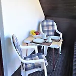 Apartamento Neubrandenburg-wasser,natur,zentrum,ladestation Fuer E-autos