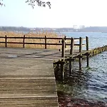 Neubrandenburg-wasser,natur,zentrum,ladestation Fuer E-autos Apartamento *