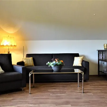 Apartamento Neubrandenburg-wasser,natur,zentrum,ladestation Fuer E-autos *