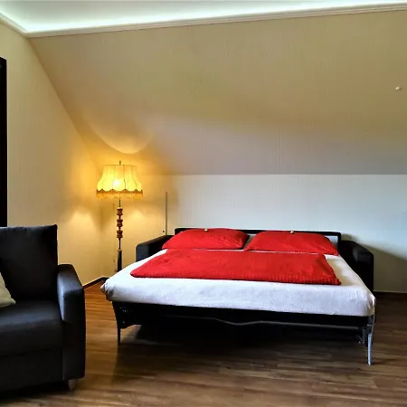 Neubrandenburg-wasser,natur,zentrum,ladestation Fuer E-autos アパート