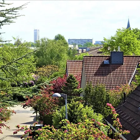 Neubrandenburg-wasser,natur,zentrum,ladestation Fuer E-autos アパート