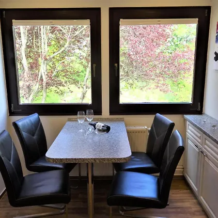 Neubrandenburg-wasser,natur,zentrum,ladestation Fuer E-autos アパート ノイブランデンブルク