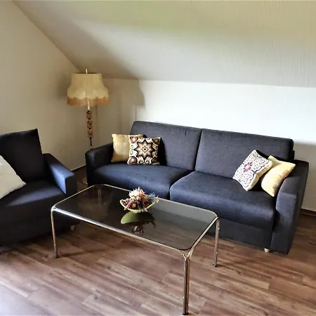 Apartamento Neubrandenburg-wasser,natur,zentrum,ladestation Fuer E-autos Neubrandenburg