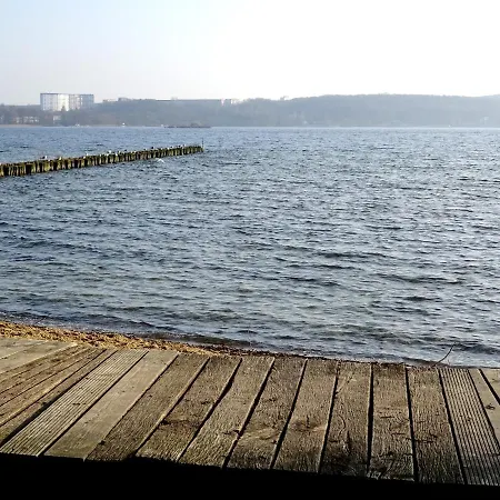 Neubrandenburg-wasser,natur,zentrum,ladestation Fuer E-autos ノイブランデンブルク